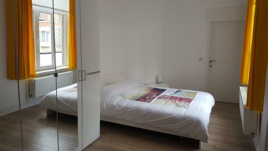 Apartment Met 2 Slaapkamers *